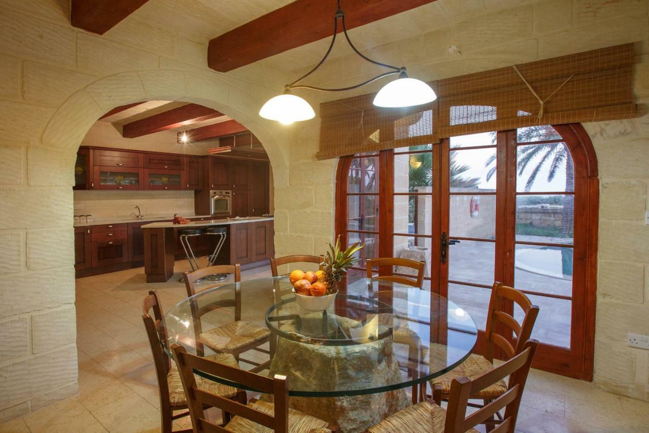 Il-Palma Holiday Farmhouse With Sunny Private Pool In Island Of Gozo Għarb Dış mekan fotoğraf