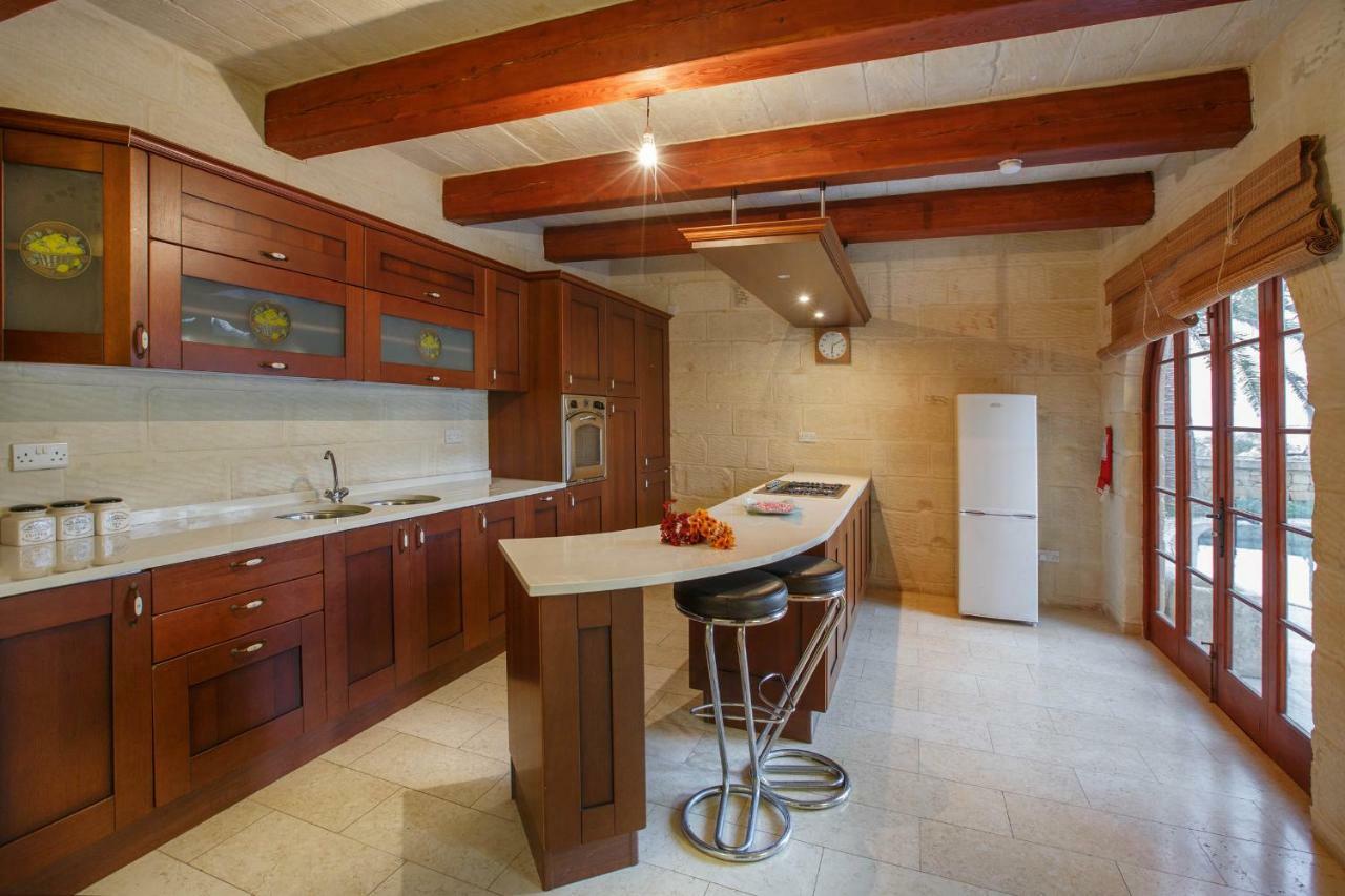 Il-Palma Holiday Farmhouse With Sunny Private Pool In Island Of Gozo Għarb Dış mekan fotoğraf
